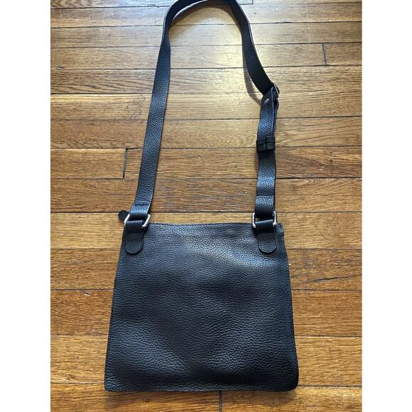 IMPERIO JP Black Pebbled Leather Hippie Crossbody Bag - Picture 6 of 8